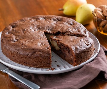 Pear and chocolate cake