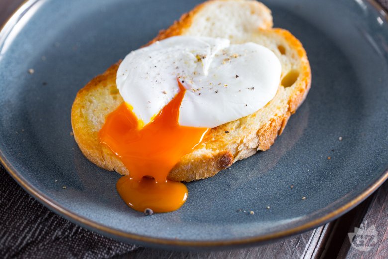 Poached eggs