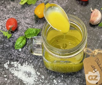 Homemade Italian dressing