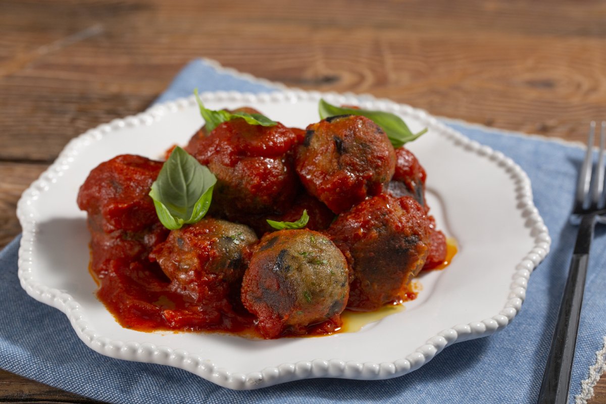 Eggplant Balls in Tomato Sauce