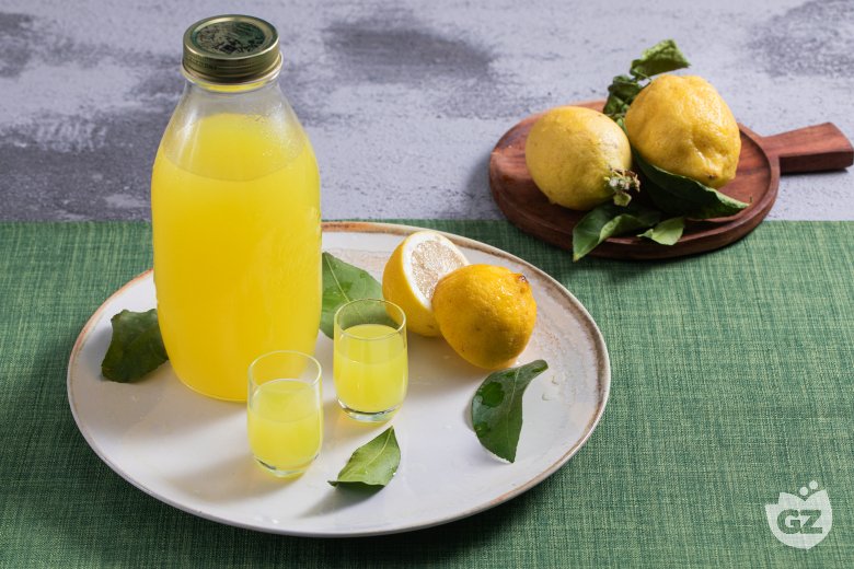 Quick Homemade Limoncello
