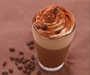 Cappuccino frappe (energy-boosting frappe)