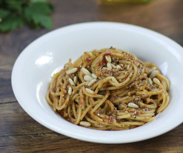 Spaghetti with Anchovies