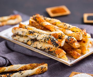 Cheese Puff Pastry Sticks