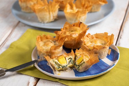 Mini filo pastry pasqualina pies