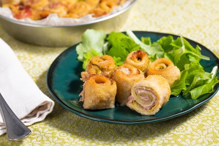 Chicken breast and zucchini rolls