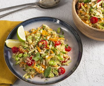 Quinoa Salad with Edamame and Vegetables