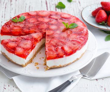 Gluten-Free Strawberry Cheesecake