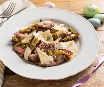 Roast beef with sweet and sour vegetables