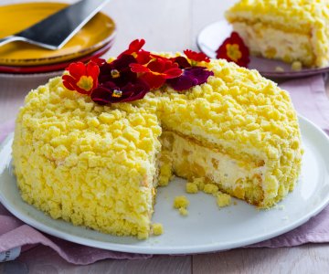 Pineapple Mimosa Cake