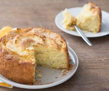 Coconut and Pineapple Cake