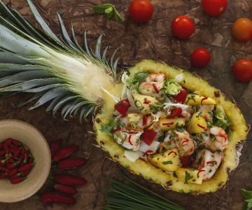 Salad with Shrimp in Pineapple