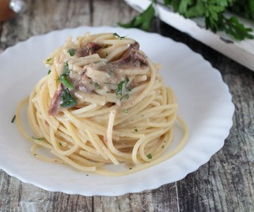 Pasta with Butter and Anchovies