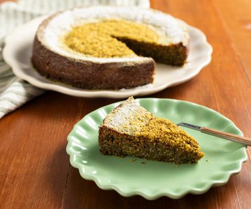 Pistachio Caprese Cake