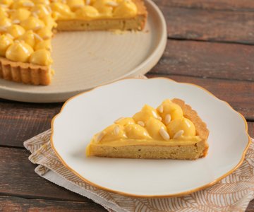 Modern Grandma's Cake