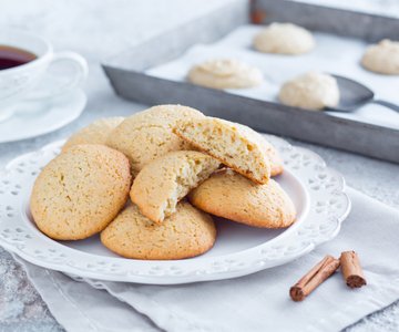 Almond Drop Cookies