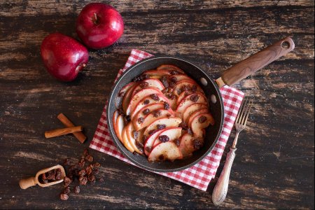 Skillet apples