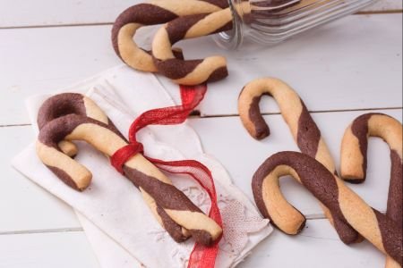 Candy cane twist cookies
