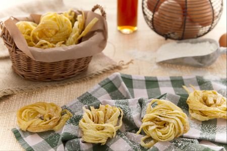 Sweet tagliatelle nests with Passito di Pantelleria