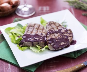 Grilled Fillet in Aromatic Red Wine Sauce