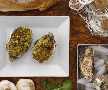 Gratinated oysters with anchovies and Pantelleria capers