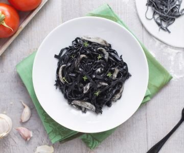 Tagliolini with double cuttlefish ink
