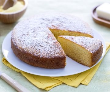Corn cake (Bolo de fubà)
