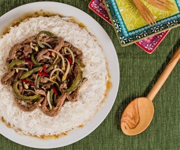 Spicy beef with peppers and bean sprouts