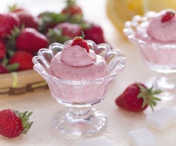 Strawberry mousse