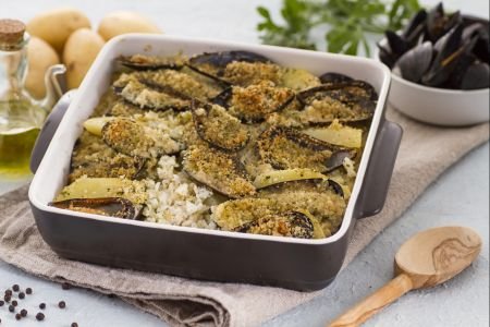 Bari-style Tiella: easy baked rice, potatoes, and mussels