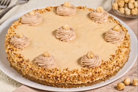 Caramel and Hazelnut Cheesecake