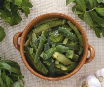 Zucchini salad with mint and basil