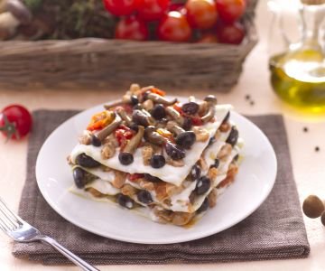 Lasagna with rabbit ragù and mushrooms
