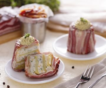 Cod fillet flan on artichoke cream