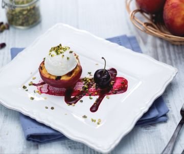 Robiola-stuffed peaches with spicy cherry sauce