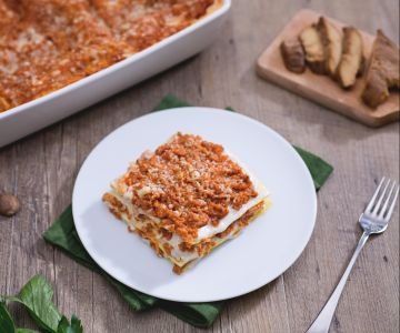 Lasagna with Seitan Ragù