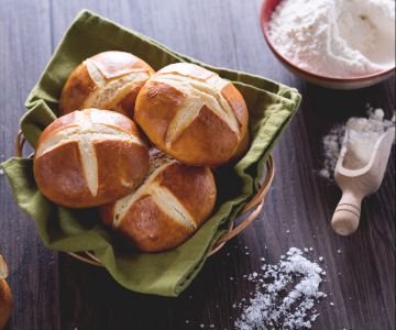 Pretzel buns
