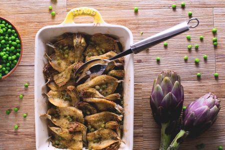 Baked Scad with Artichokes and Peas