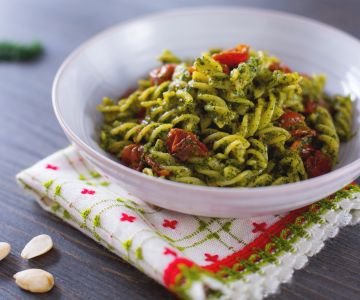 Pasta with Fennel Pesto
