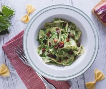 Farfalle with nettle pesto