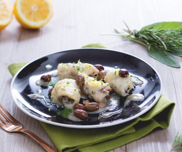 Sole rolled with herbs and olives