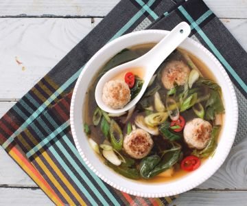Soup with Pork Meatballs and Ginger