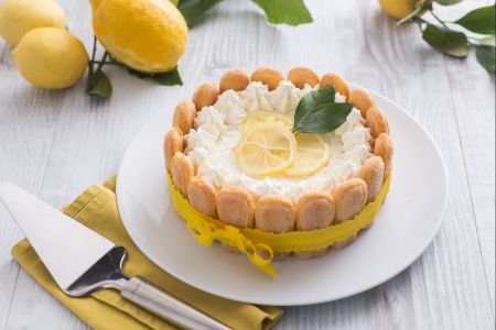 Lemon Charlotte