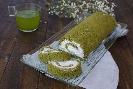 Matcha Tea Roll