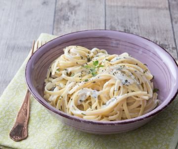 Creamy herb pasta