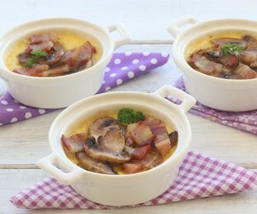 Savory cream with mushrooms and bacon