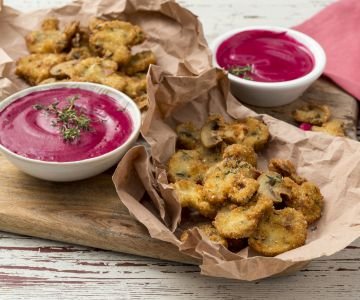 Fried mushrooms with beetroot mayonnaise