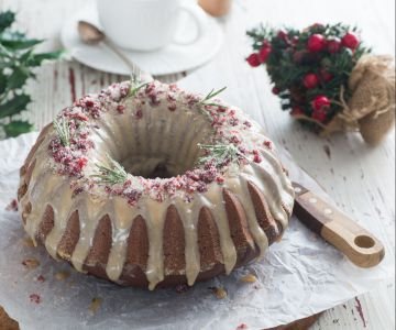 Gingerbread bundt cake