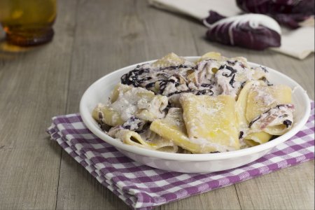 Paccheri with radicchio and fontina fondue