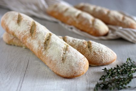 Thyme Bread with Sourdough